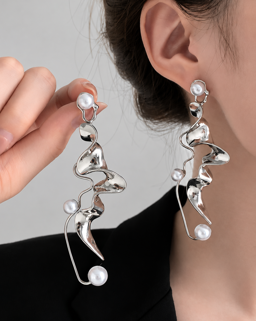 フルイドパールピアス