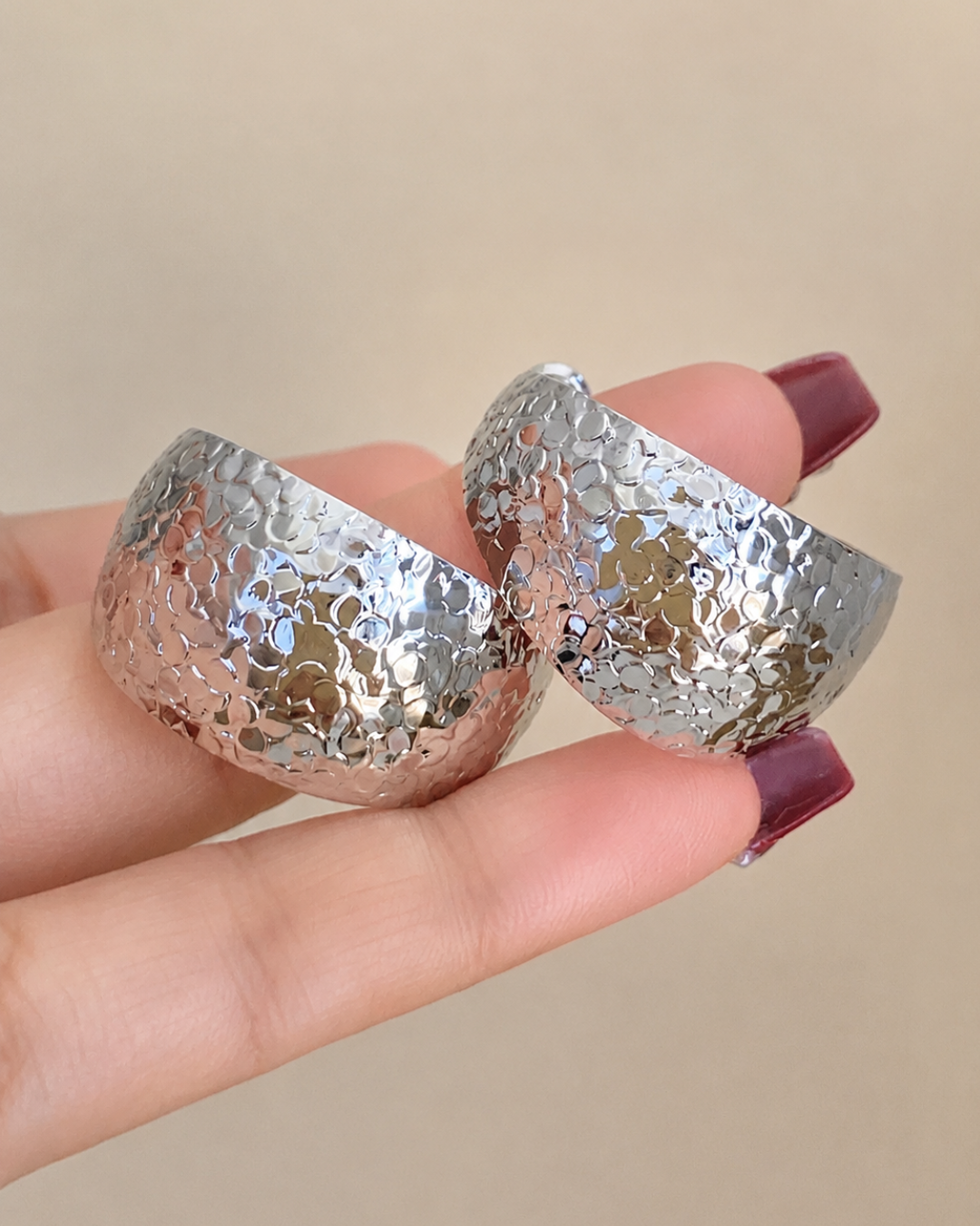テクスチャーフープピアス